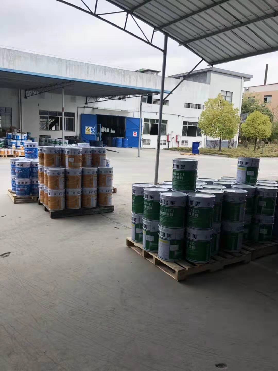 水性環(huán)氧地坪漆施工后表面出現(xiàn)失光原因